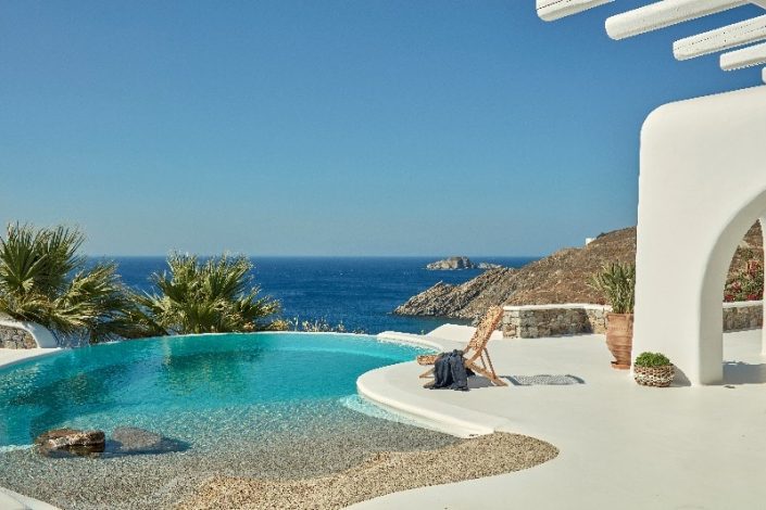 luxury holiday in Mykonos